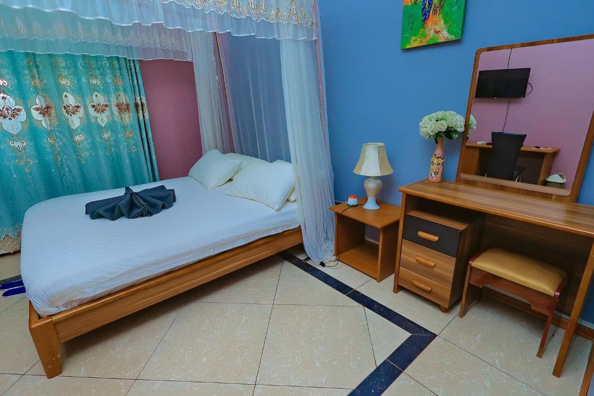 Shine Country Resort Hotel Naziba Bagian luar foto